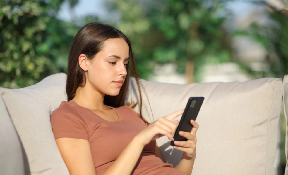 pomalé odpovedanie na správy