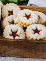 Recept na orechové linecké koláčiky: Nesmú chýbať na vianočnom stole!