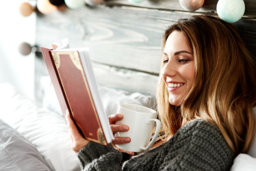 Knižné novinky november 2025: Príbehy, ktoré pohladia dušu