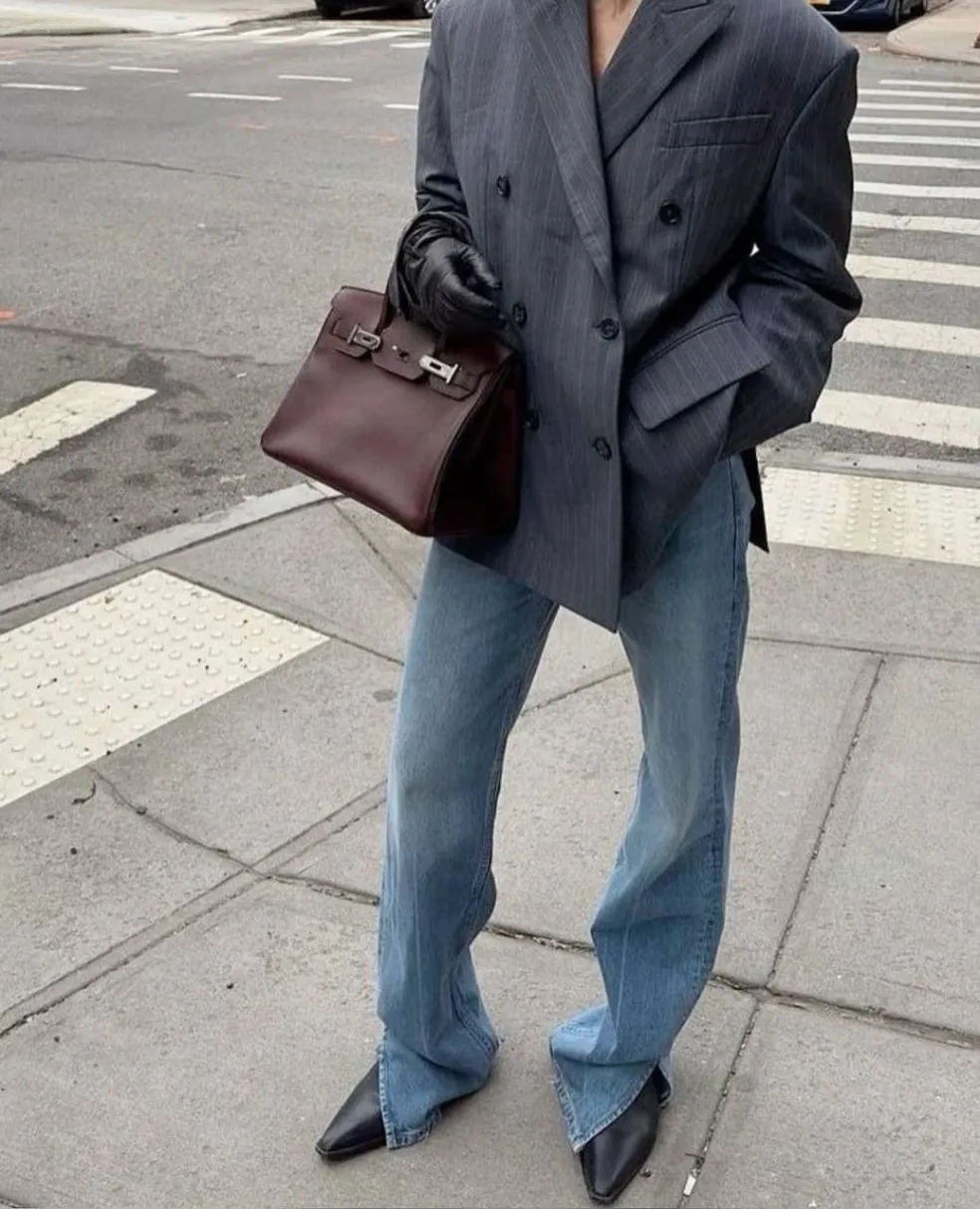 džínsy a členkové čižmy