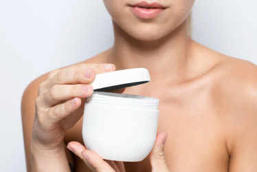 Poznáš tieto najlepšie zložky v telovej kozmetike pre krásnu pokožku? Zamiluješ si ich!