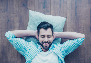 Paleo spánok: Dôvody, prečo sa oplatí spať na zemi!