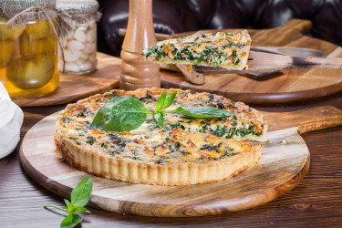 Recept na quiche: Skús francúzsky slaný koláč so špenátom a nivou!