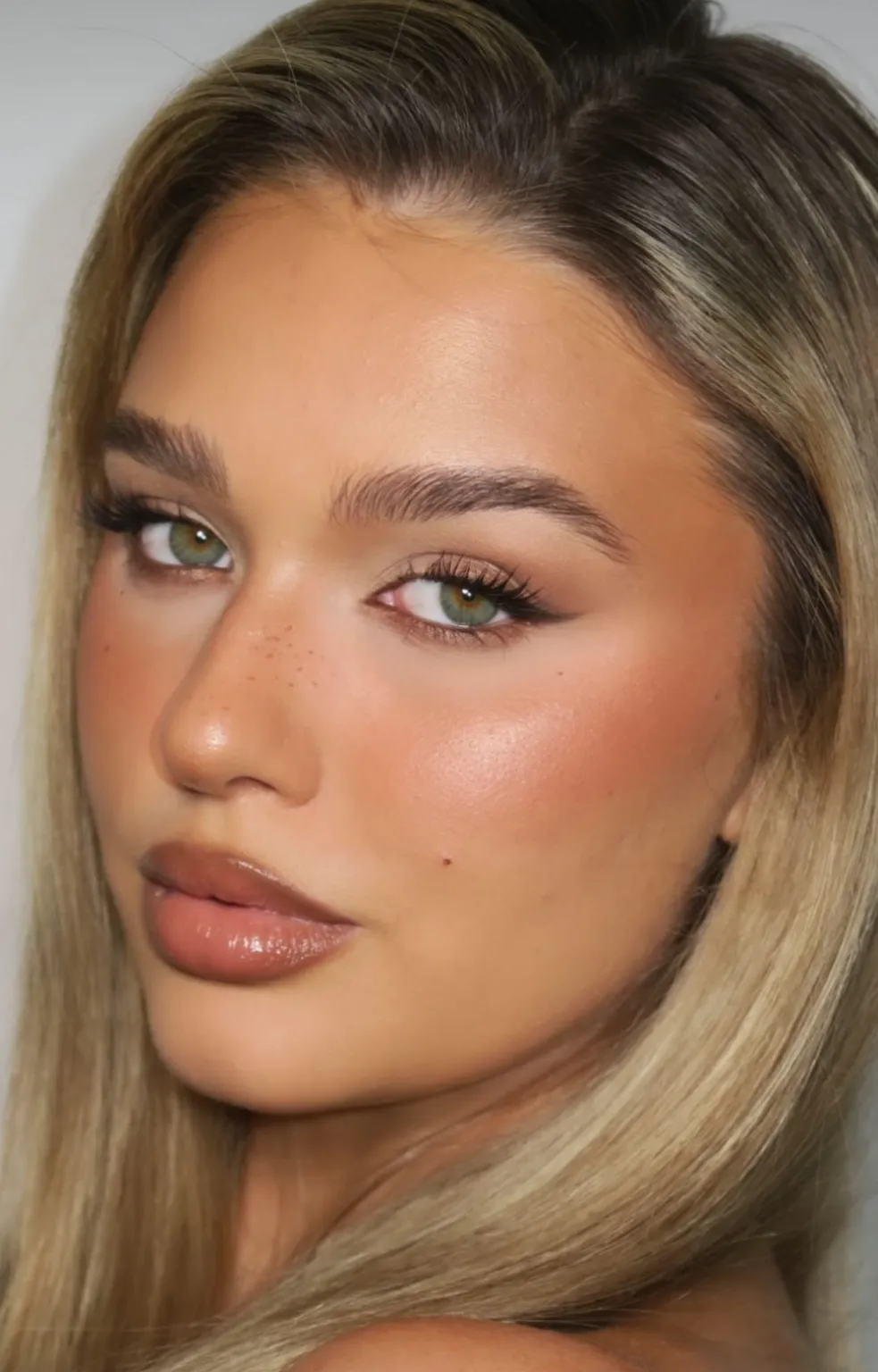 minimalistické linky