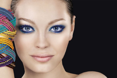 Na farbe očí záleží aj pri voľbe farebnosti líčenia