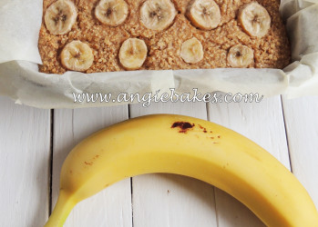 Angie pečie: Zdravý raňajkový koláčik