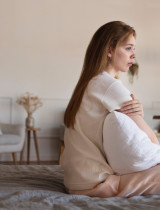 Hovoríme o sebeláske, ale vydržíme sami so sebou v tichu? Dôvod, prečo nás sebaláska môže väzniť