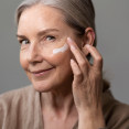 Reklama či zázrak? Toto je 9 najväčších mýtov o anti-aging produktoch a vráskach