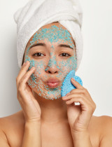 7 mýtov o peelingoch a exfoliácii pleti: Keď im prestaneš veriť, pleť sa ti poďakuje