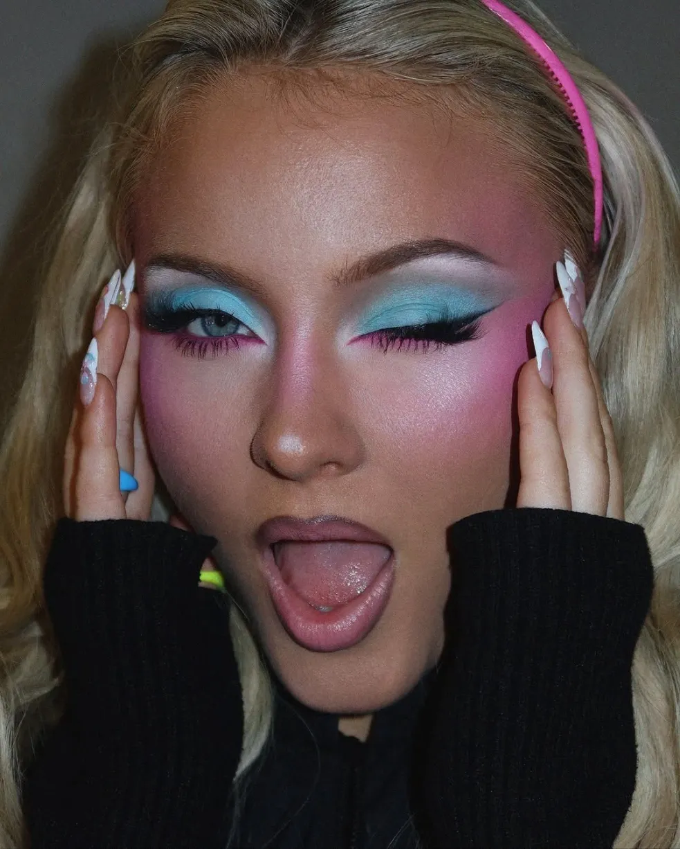 Zara Larsson make-up
