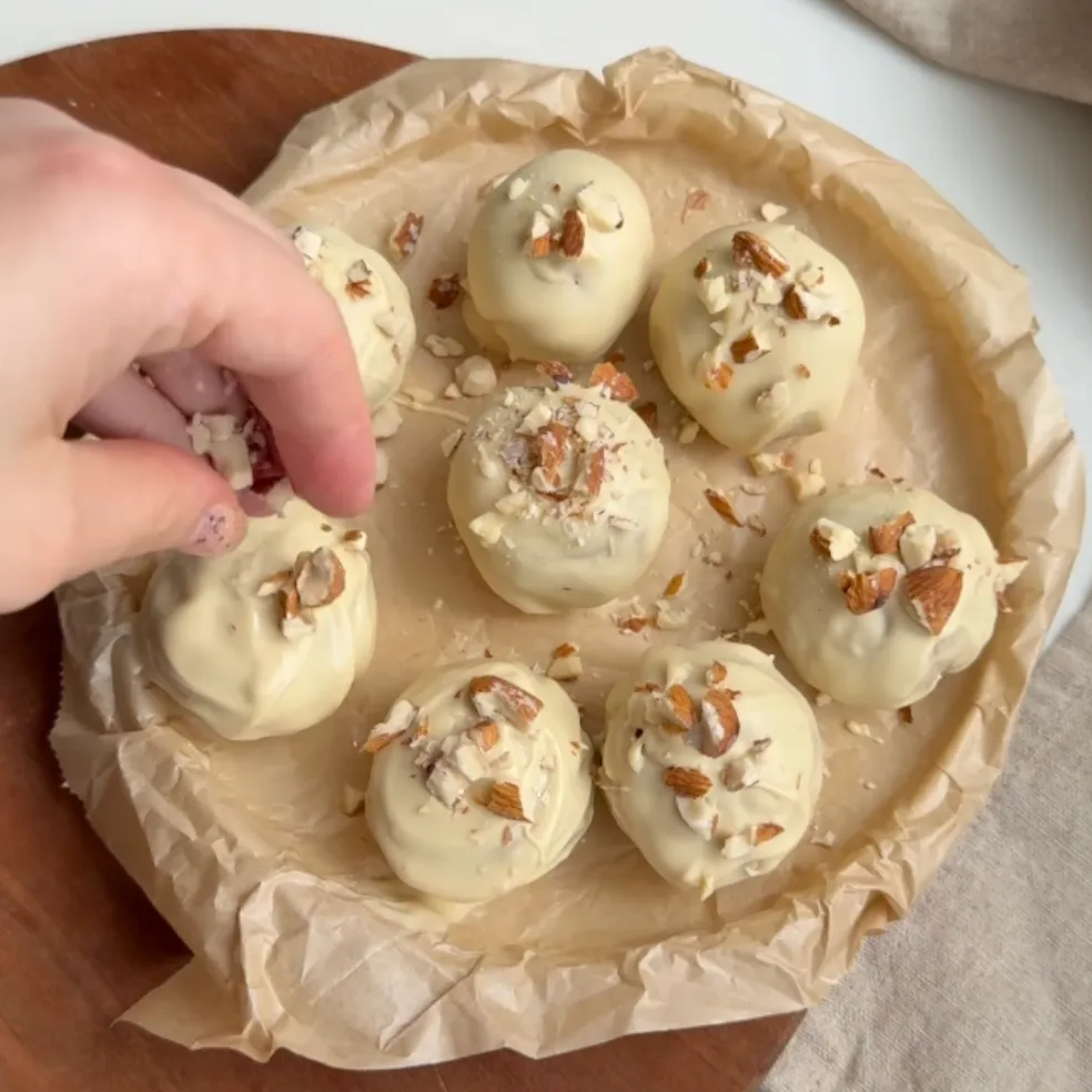 Instagram / @dyt.pelinkelleci