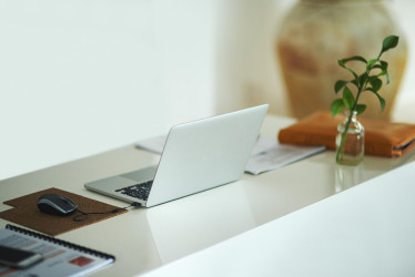 Pravda o neporiadku: Prečo vám špinavý pracovný stôl sabotuje kariéru?