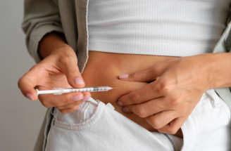 GLP-1 a poruchy príjmu potravy: Keď injekcia namiesto jedla ovláda tvoju hlavu