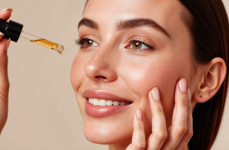 Preháňate to s aktívnymi látkami v kozmetike? Toto sú typické znaky, že vaša pleť kričí o pomoc