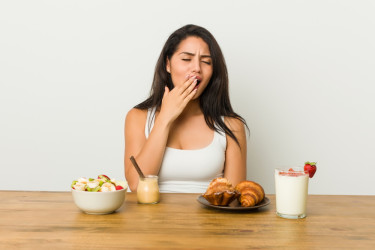 Prečo sladké raňajky ráno unavujú? Odpoveď ťa prekvapí!