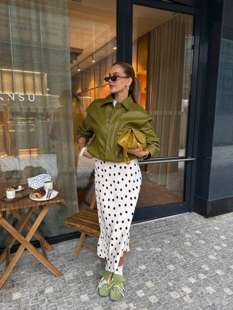 aké farby nosiť aby som vyzerala mladšie