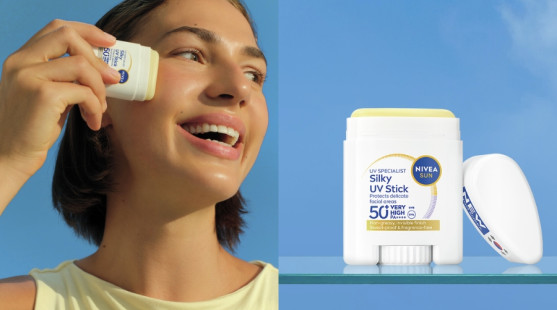 Kľúče, mobil, peňaženka… a NIVEA SUN v tyčinke SPF 50+? Tento krok zmení vašu pleť!