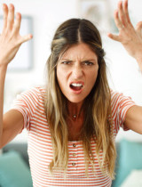 Kto má tendenciu všetko prehnať? Tieto 4 znamenia to často ženú do extrémov