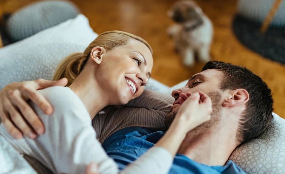 túžba po slobode vo vzťahu žena premýšľanie