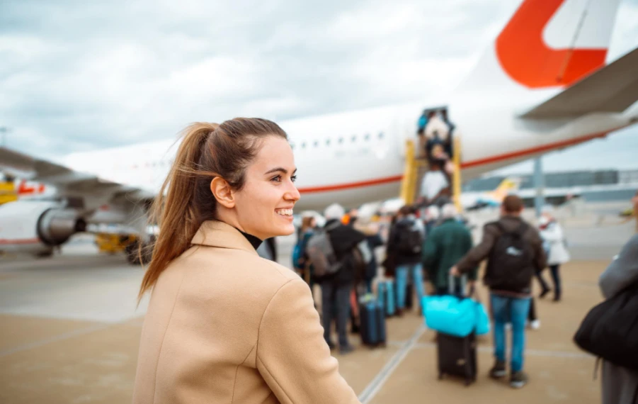 čo nerobiť počas letu lietadlom