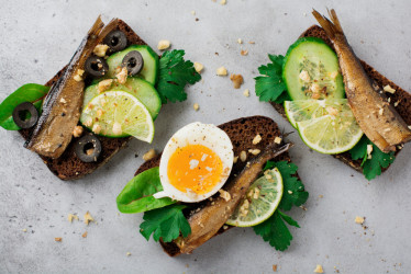 Fit raňajky do pár minút: Rýchle recepty, ktoré zasýtia a dodajú energiu