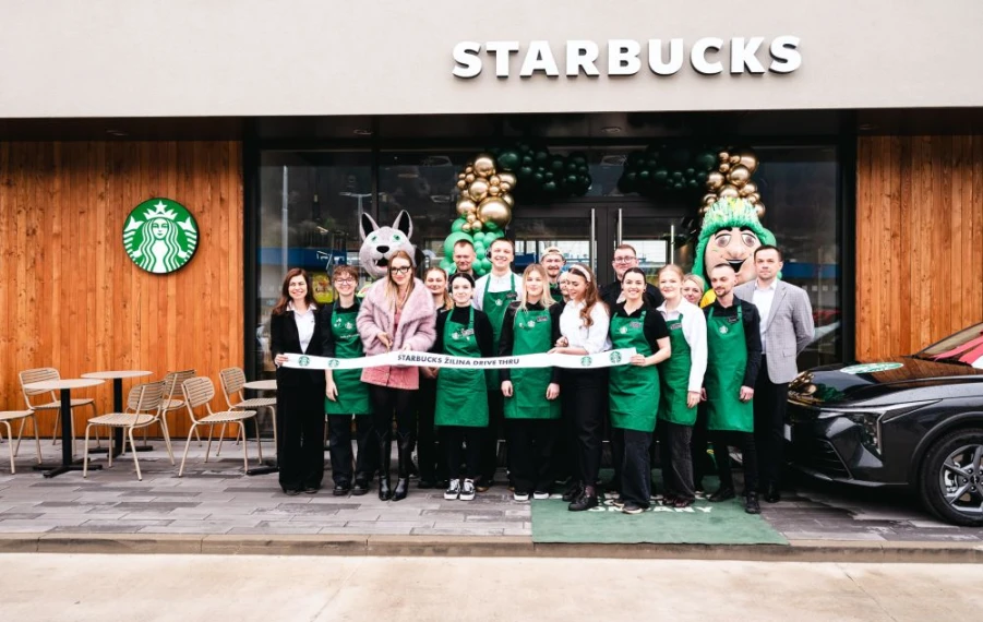 Starbucks Drive Thru Žilina OC Klokan