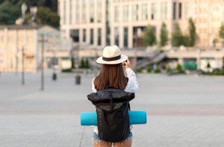 Najlepšie európske destinácie na sólo trip 2026: Mestá, kde sa budete cítiť skvele aj sami