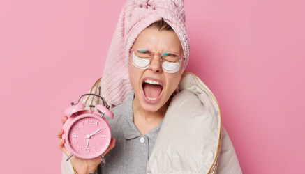 Čo urobiť ráno, keď ste zle spali? 6 krokov, ako získať energiu aj po prebdenej noci