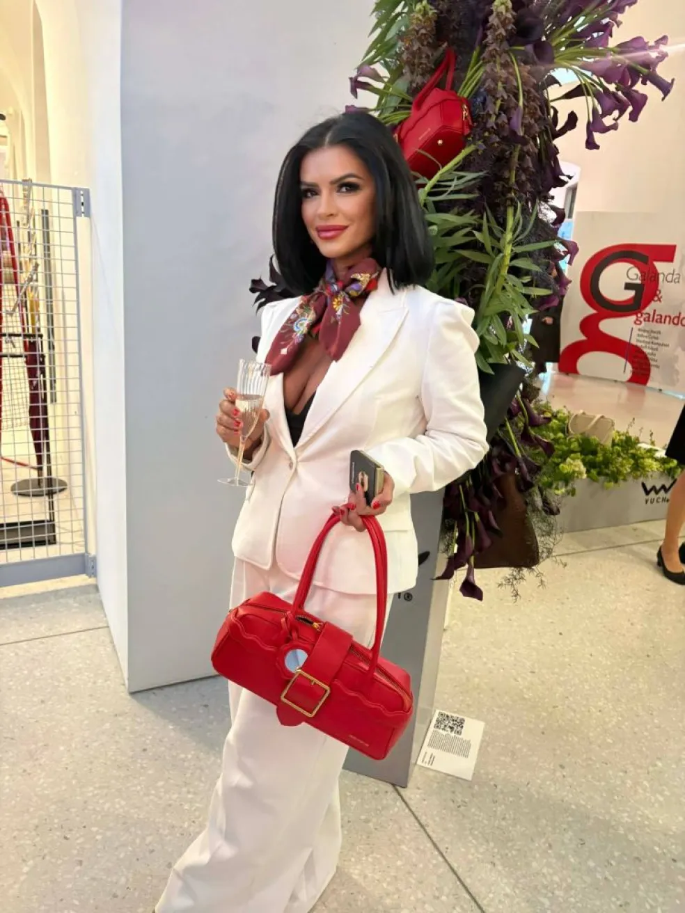 abelky VUCH na Bratislavských módnych dňoch s Silvia Sarköziová