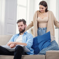 Prečo vás partner zrazu rozčuľuje viac než predtým: A čo sa za tým naozaj skrýva