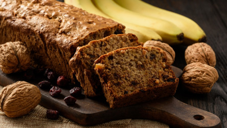 FIT banánový chlebík: Jednoduchý RECEPT bez rafinovaného cukru