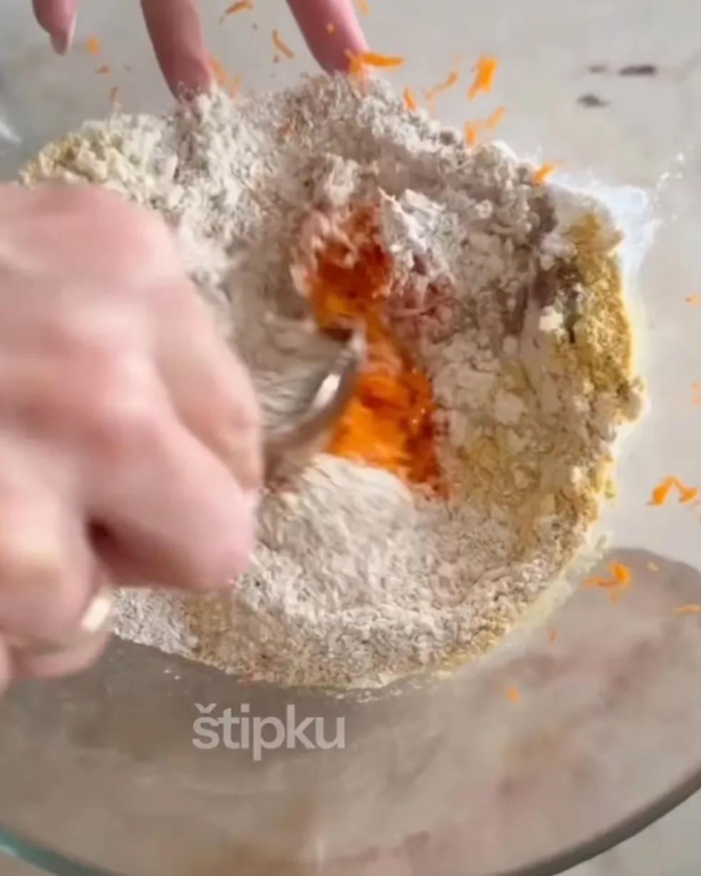 mrkvový koláč recept