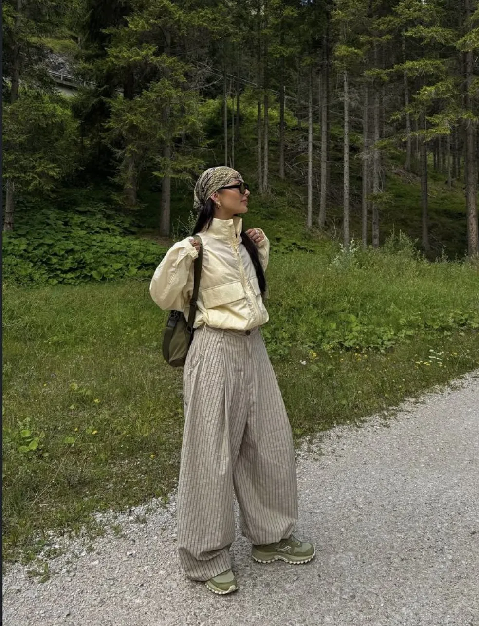 turistické nohavice