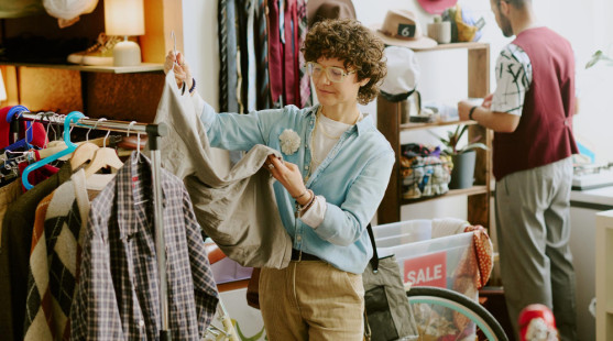 Thrifting ako profesionál: Ako nájsť kvalitné a nadčasové kúsky v second hande?