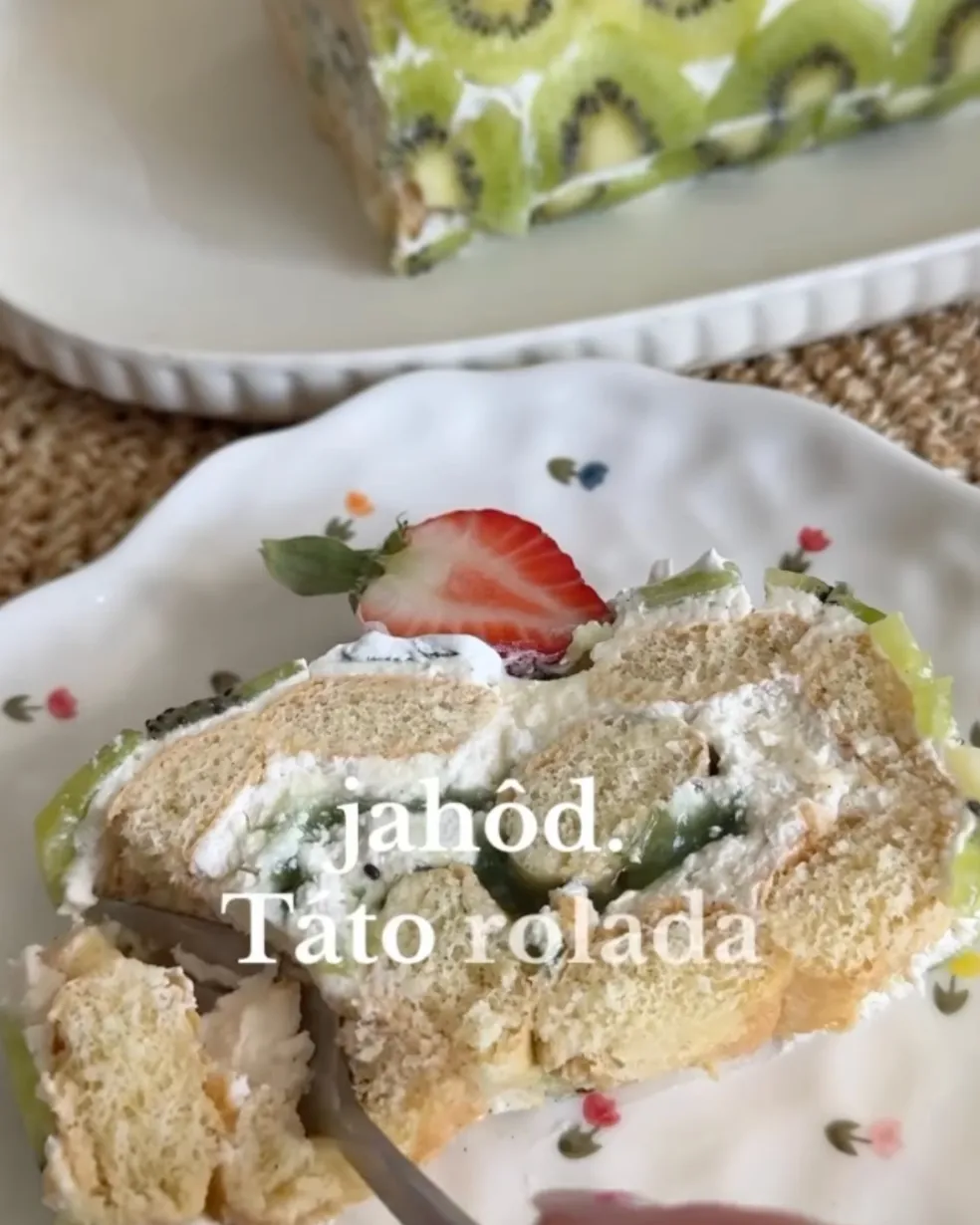nepečená kiwi roláda