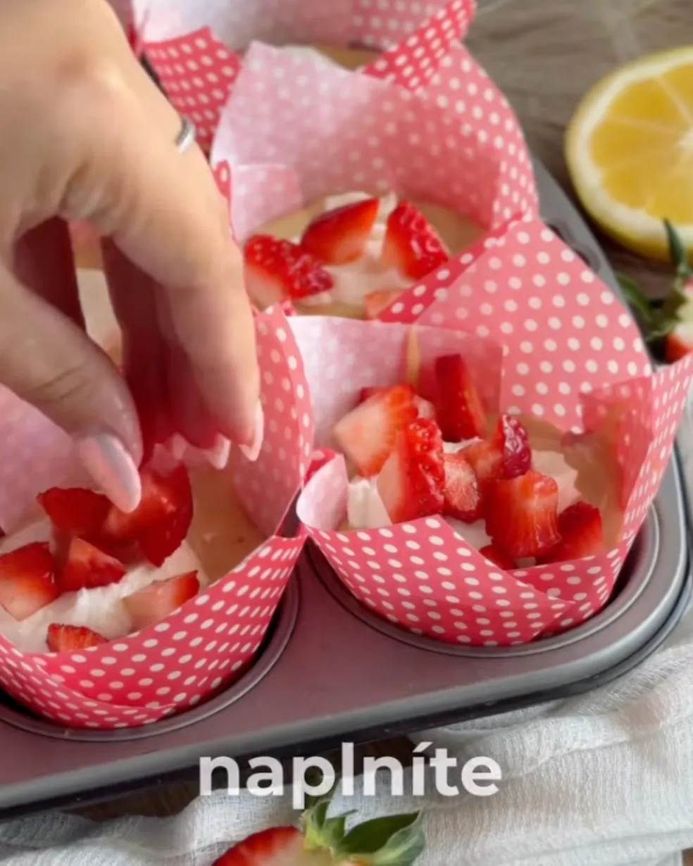 jahodové muffiny recept