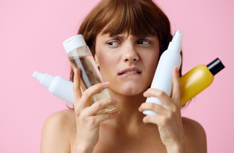 Toxické ingrediencie v kozmetike: 6 látok, ktoré si dávate na pleť (a čo o nich vedieť)