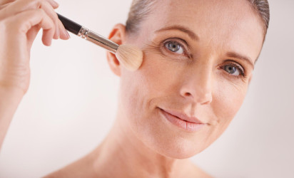 Prirodzený make-up ako druhá koža: 4 sofistikované triky pre dokonalú pleť