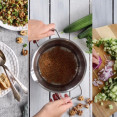 Šošovicový šalát s uhorkou a bylinkami: Svieži letný recept plný bielkovín, ktorý si zamilujete