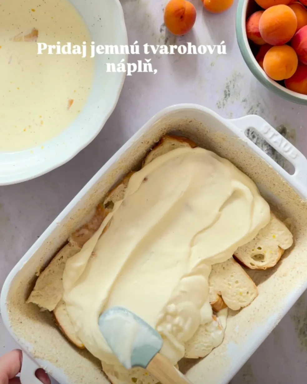 žemľovka s marhuľami