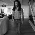 Lenny Kravitz popiera predstavy o starnutí. Aké sú tajomstvá jeho výnimočnej kondície?
