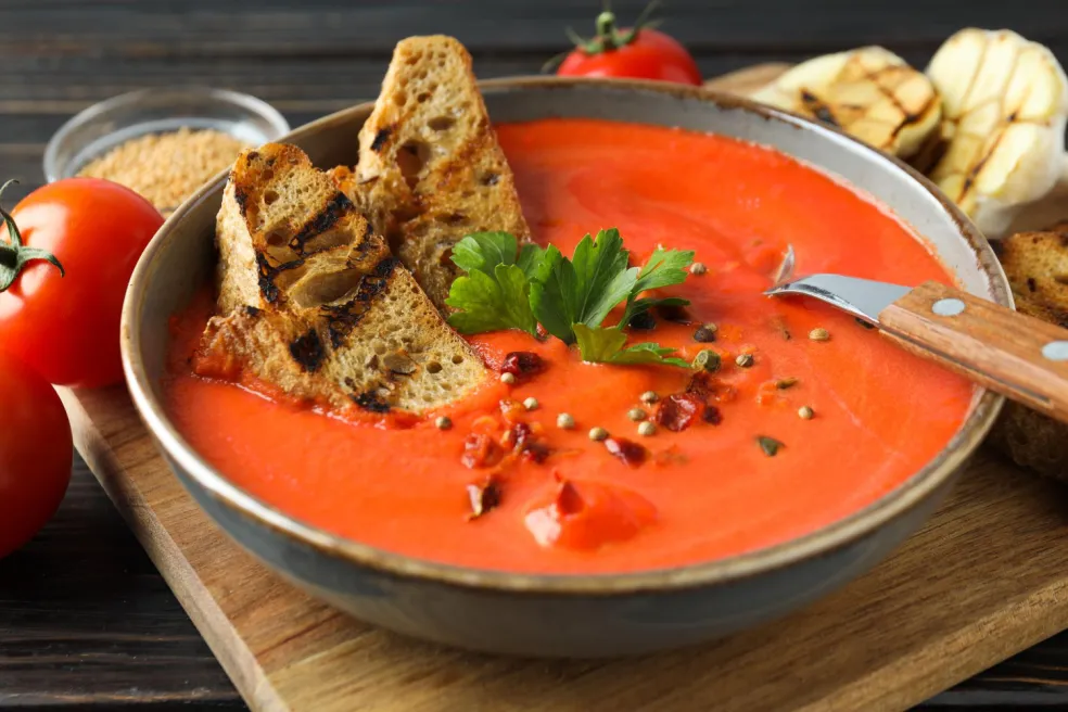 vychladené gazpacho ako osviežujúce tapas na leto