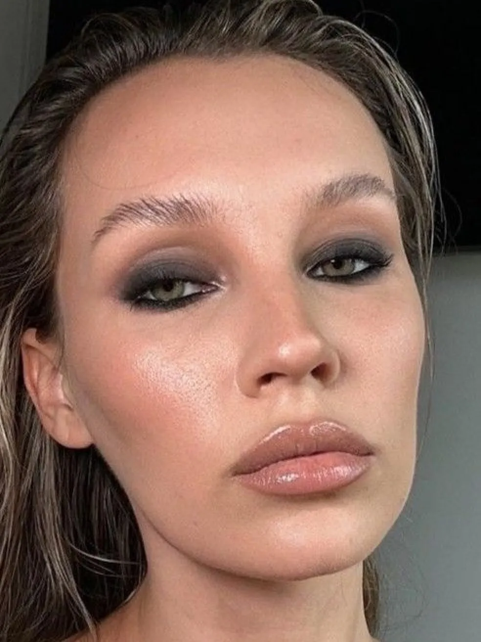 soft smoky eyes líčenie vhodné k zeleným očiam
