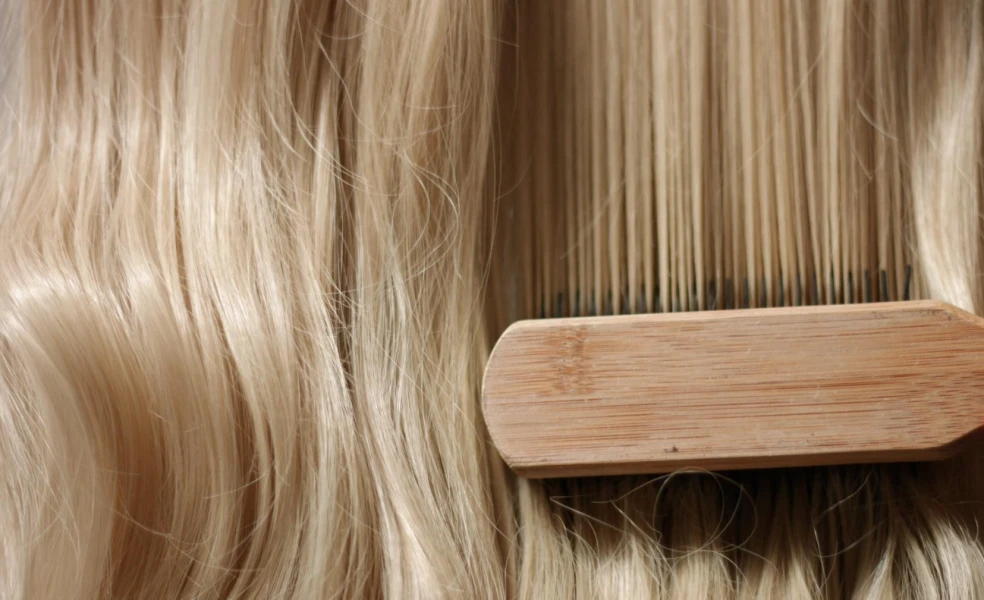 lesklé vlasy po profesionálnom hair gloss ošetrení