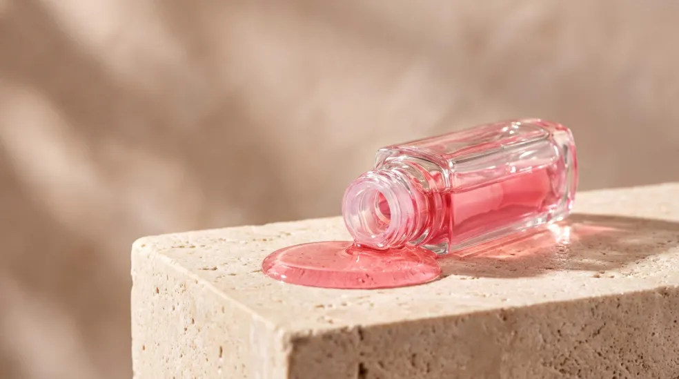 popsicle lips s malinovým tónovaným olejom na pery
