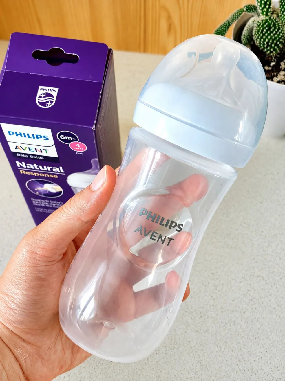 Fľaša Philips Avent Natural Response 6m+