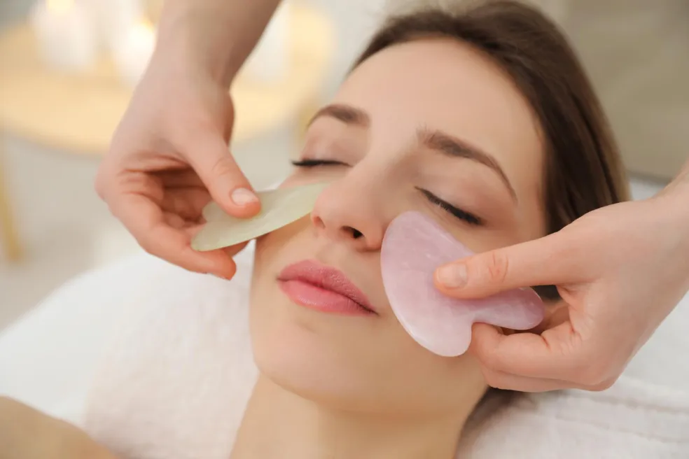 gua sha a lymfatická masáž tváre