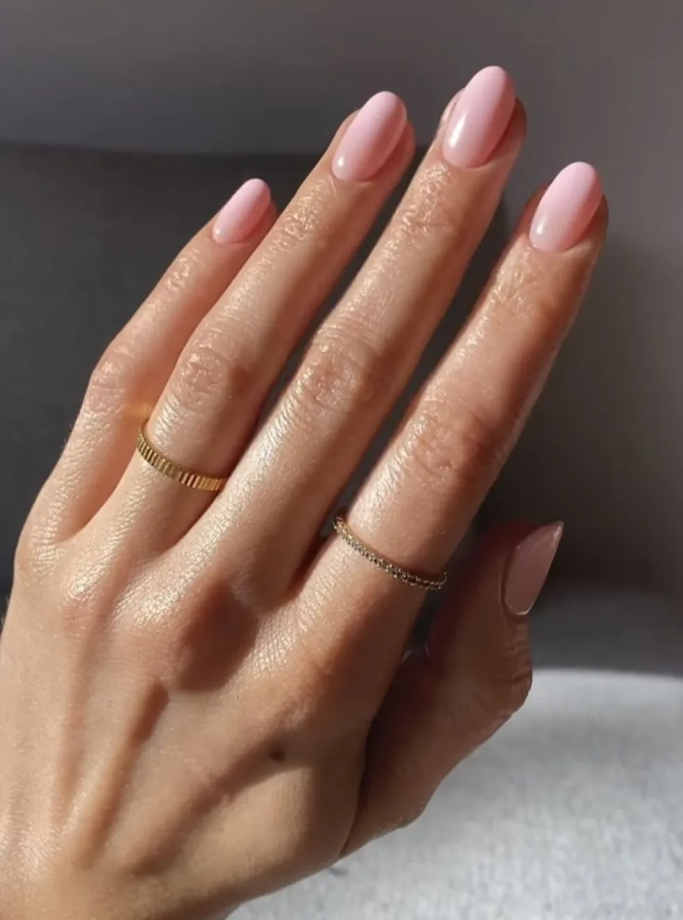 svadobné lychee nails v jemnom ružovom odtieni