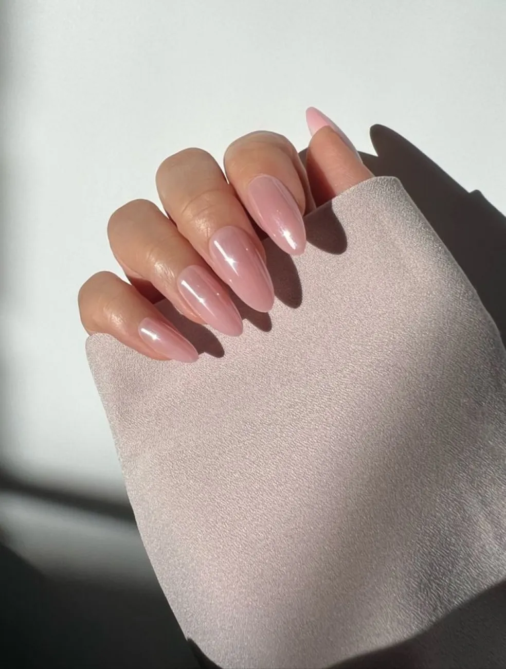 ballet blush nechty s perleťovým finišom