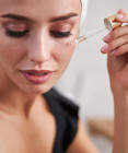 Retinol, retinal, nebo retinoidy? Jaký je rozdíl a co vybrat pro svou pleť